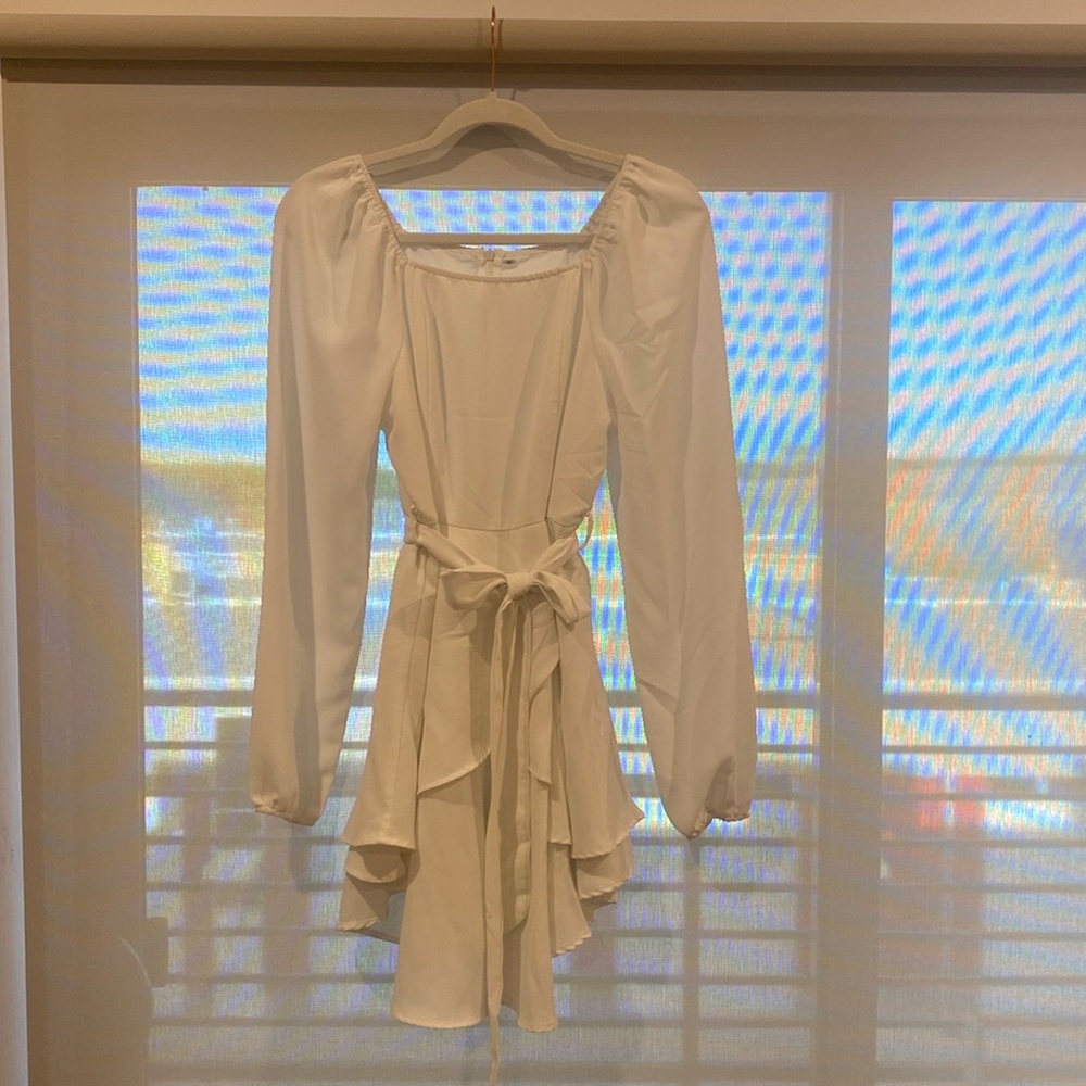 White long sleeve mini dress - Picture 2 of 3